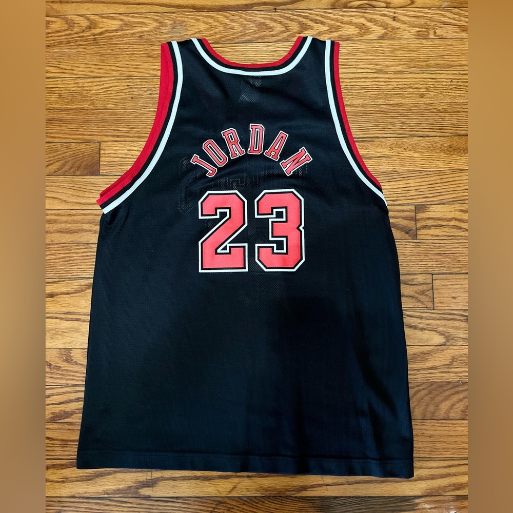 🔥 VINTAGE CHAMPION CHICAGO BULLS BLACK MICHAEL JORDAN JERSEY SIZE YOUTH XL 18-20 - Picture 2 of 6